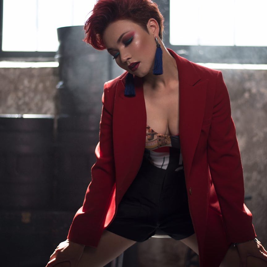 Елена Гущина туралы порно фейктер